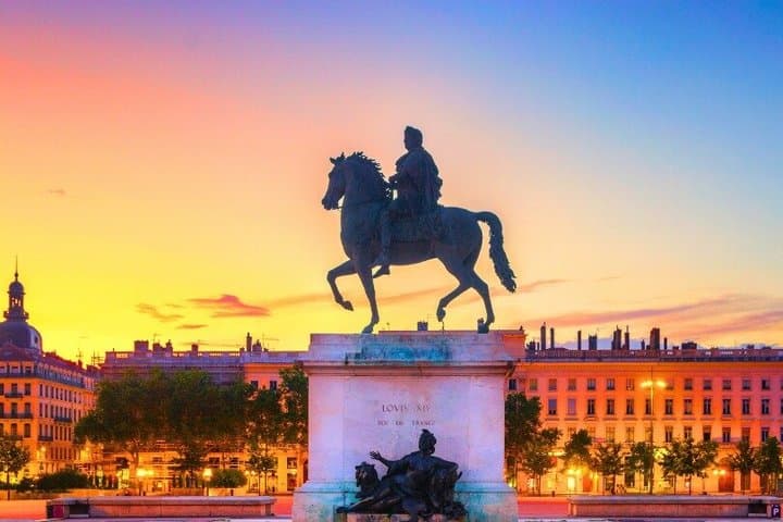 TOP Lyon: Private Guided Tour with Your Mobile