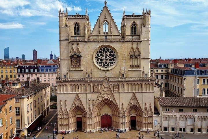 French Wine Tasting Private Guided Tour in Lyon
