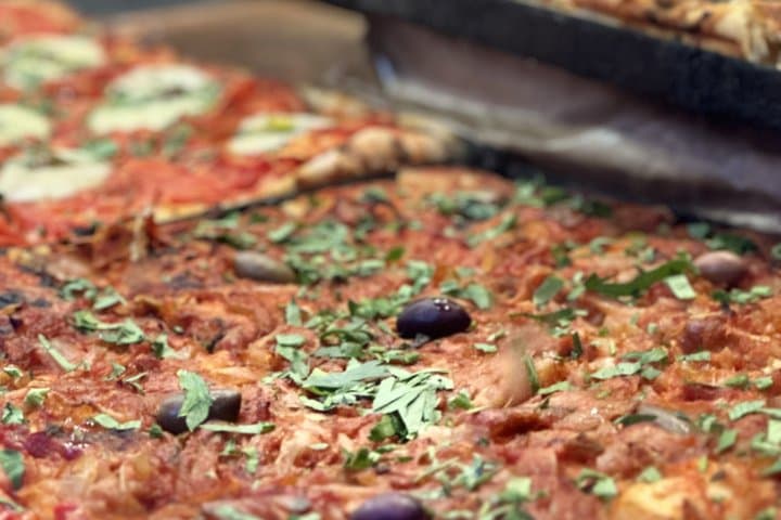 Nice: Old Town Food Tour with 12 Tastings & Local Wine