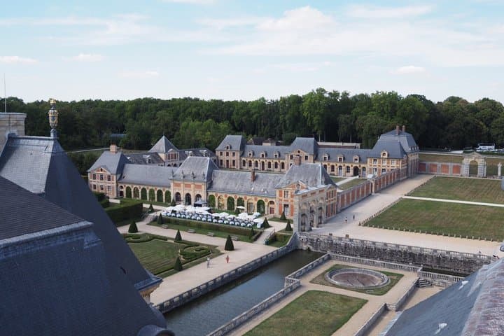 Royal France Tour Fontainebleau and Vaux le Vicomte