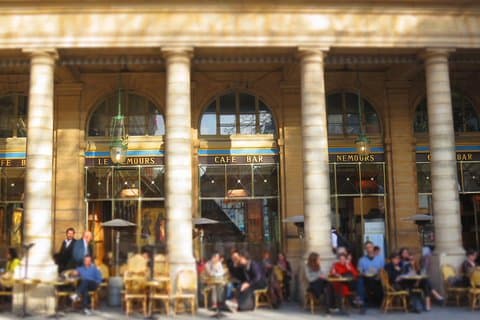 Paris Right-bank 2-Hour Private Walking Tour