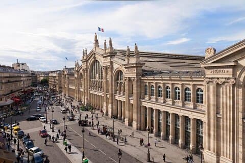 Private One Way Transfer frm Railways Station to Hot in Paris 1-3