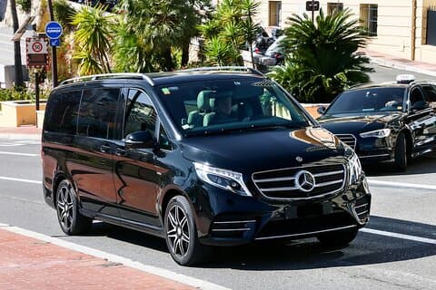 Choose a van to travel up to 7 people