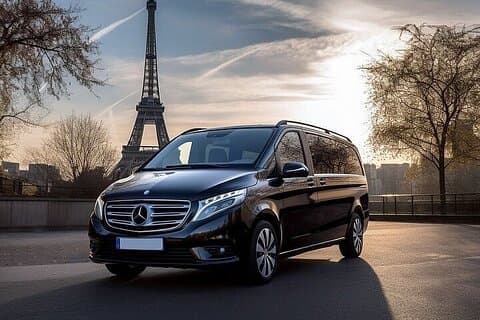 Private Eiffel Guided Tour with Hotel Pick-Up
