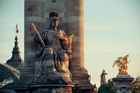 Historic Paris: Exclusive Private Tour with a Local