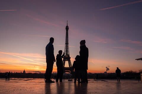 Sunrise Walking Tour & breakfast : Paris without crowd
