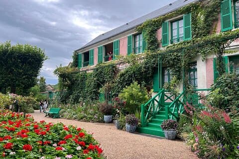 Giverny Day Trip from Paris with Private Transportation