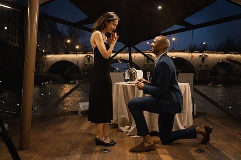 Bateaux Mouches® Special Marriage Proposal Dinner Cruise in Paris
