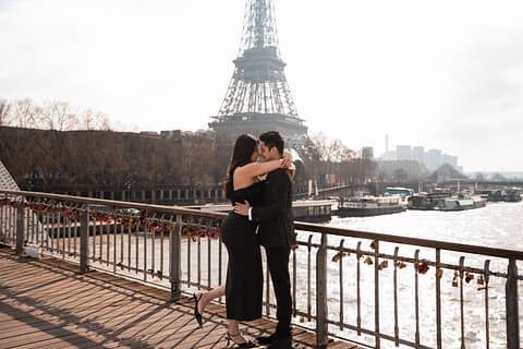 Private Photoshoot Session in Paris - Photographer in Paris