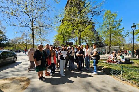 Eiffel Tower Guided Tour Access by Elevator 2nd Floor and Summit