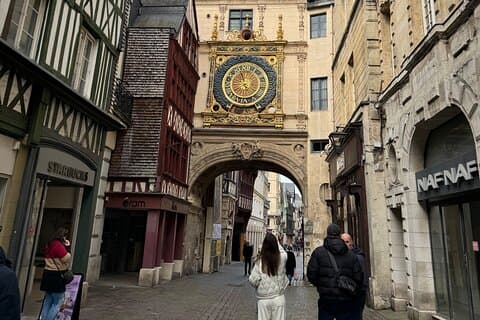 Day Trip from Paris to Rouen Guided Tour with Lunch