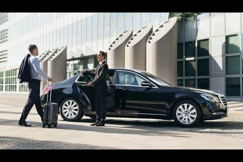 Private transfer from CDG or ORY airport to the city of Paris