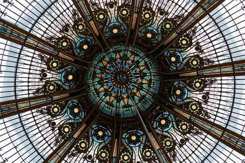 History of Fashion: Haute Couture and Revolution in Paris