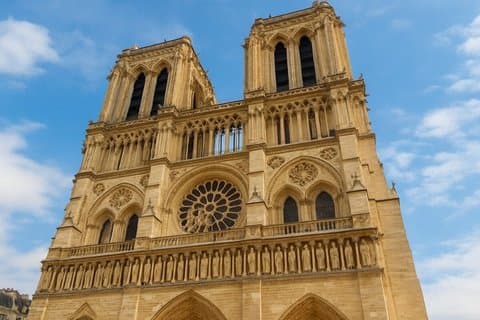 Notre Dame Skip-the-Line Interior Guided Tour with Audio Guide
