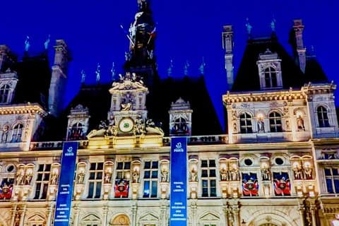 Night Crimes of Paris Tour with Wine and Cheese