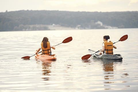 Discover Lerins Islands by Kayak with Athlete Guide