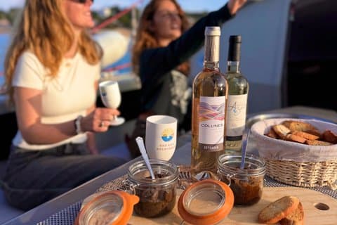 Sunset Sailing Cruise with aperitif at the Island