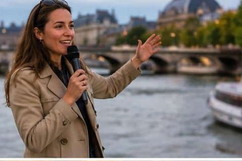 Paris Seine River Sightseeing Cruise with Live Guide