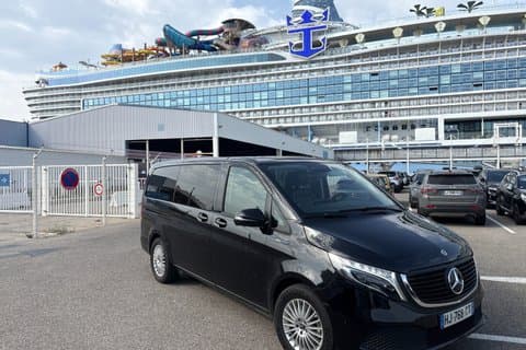 Private transfer van Marseille airport to cruise ship