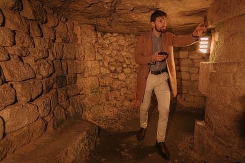 Self Guided Paris Catacombs Audio Tour (Without a Ticket)