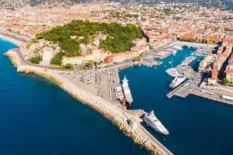 Hello Nice: Private 2-Hour Intro City Walk with Local Guide