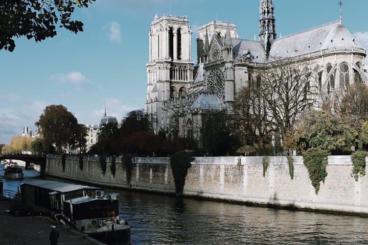 Paris City Center Tour with Notre Dame Semi Private 12ppl Max