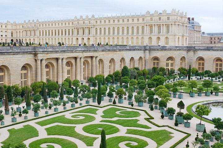 7-Day Taste of Central Europe from Paris: Germany, Netherlands, Belgium, Luxembourg and France