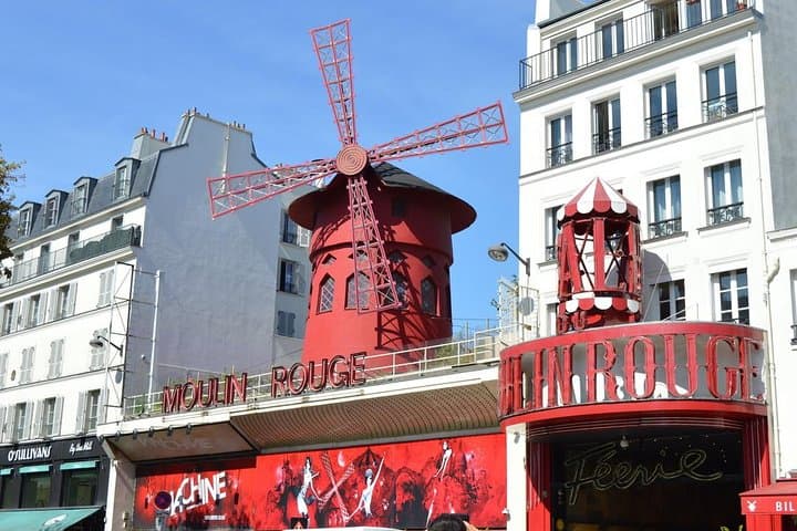 Paris Montmartre: 2-hour city tour in German