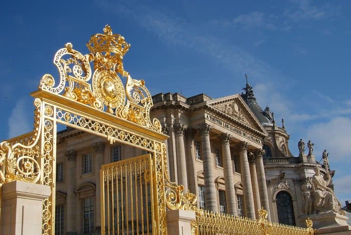 Versailles Palace and Gardens Half Day Guided Tour from Paris