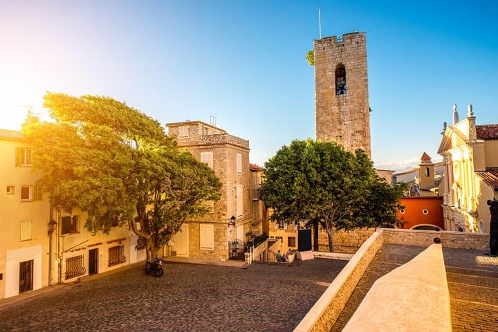 Antibes2