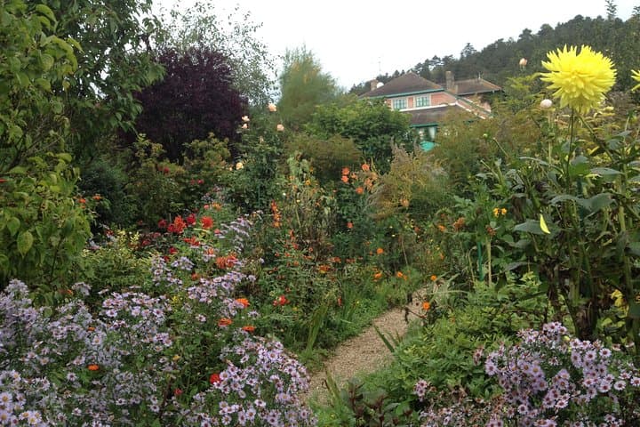 Giverny gardens Clos Normand