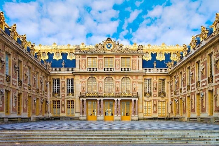 Versailles