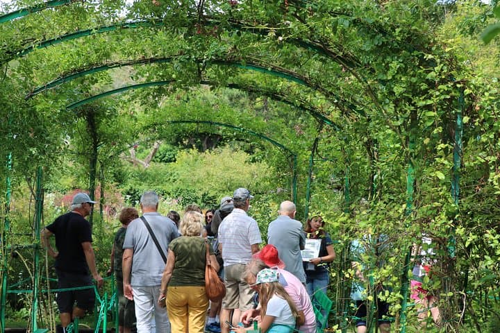 Private Monet's Tour from Paris