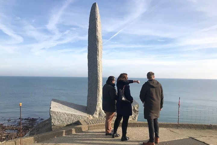 Normandy D-Day Battlefields and Landing Beaches Day Trip from Paris