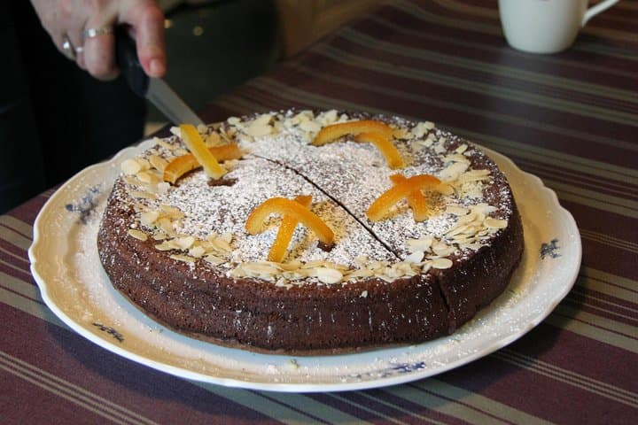 Paris Desserts and Pastries Small Group Cooking Class with a Chef