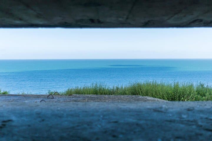 Normandy D-Day Small-Group Day Trip with Omaha Beach, Cemetery & Cider Tasting