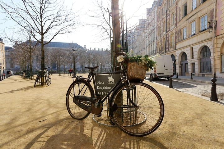 Old Bicycle, Paris, Place Dauphine