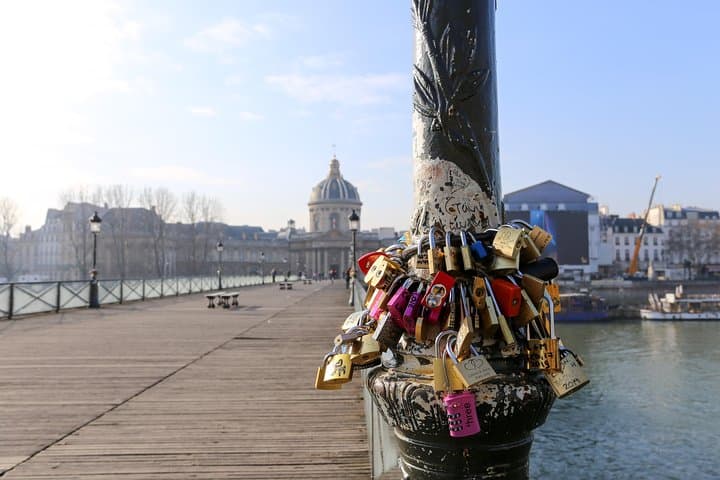 Love locks on the Pont des Arts, Paris