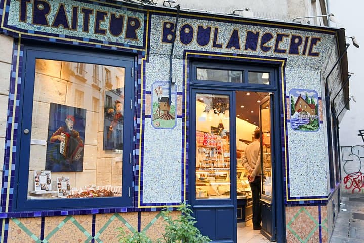 Le Marais, Paris, rue des Rosiers, shop