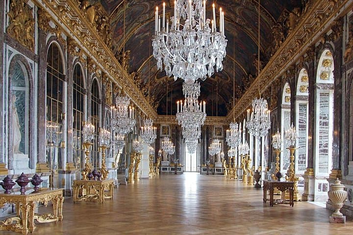 Private Versailles Half Day Guided Tour with Skip the Line Tickets, from Paris