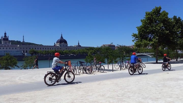 Banks of the Rhône