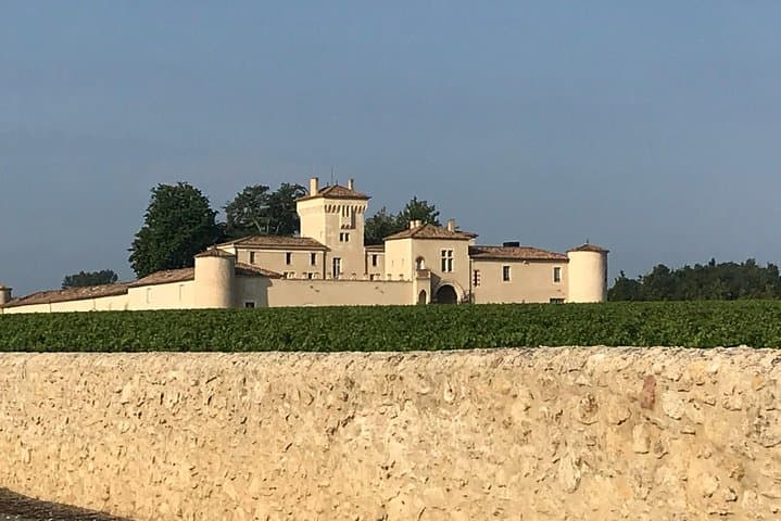 The castle Lafaurie Peyraguey, same owner as Christal Lalique, luxury at the top.