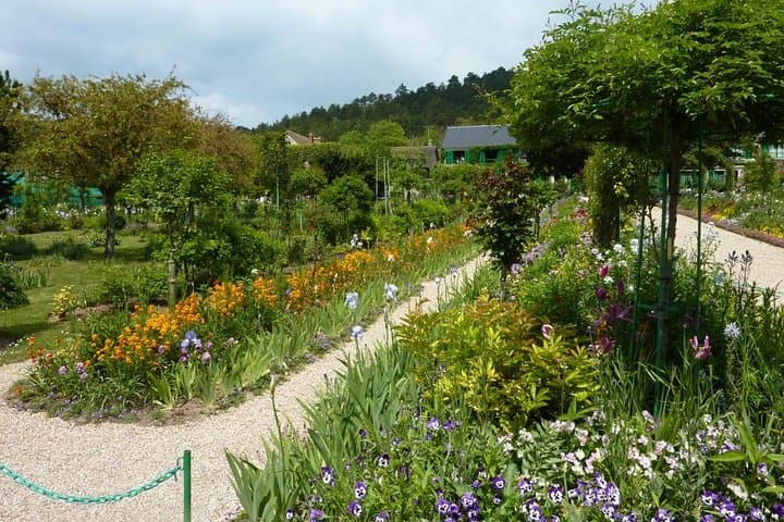 Giverny with small group