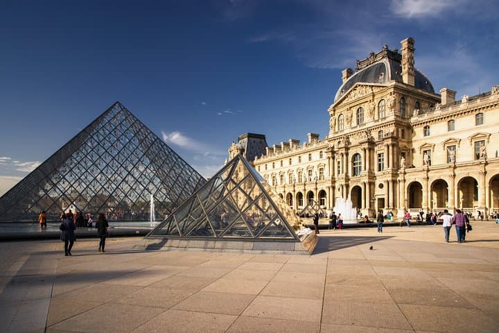 Private Paris City Tour and Sightseeing Cruise on the Seine