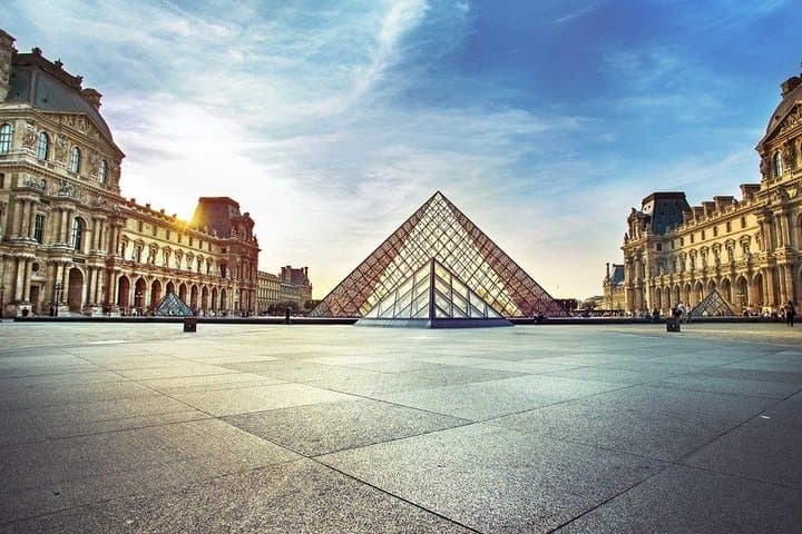 Private Paris City Tour and Sightseeing Cruise on the Seine
