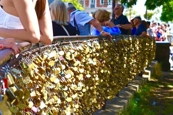 Soul of the City: Montmartre Private Tour