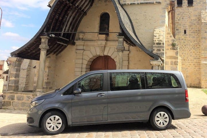Private Layover Tour with Professional Tour Guide - Paris Airport