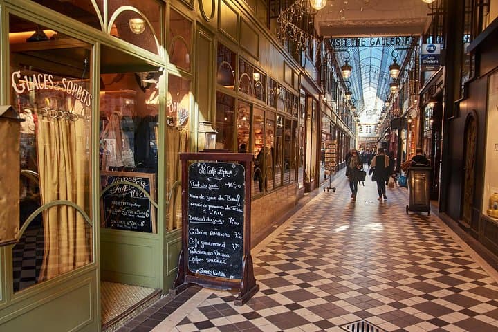 Customized 2-Day Private Tour in Paris