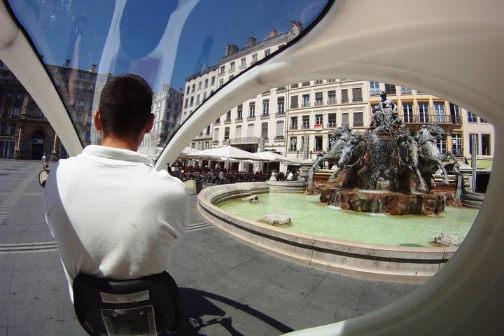 Treasure hunt in a Pedicab tour of Lyon