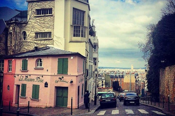 Montmartre Highlights - Bohemian Streets & Sacré-Coeur Basilica